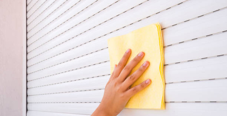 Medidas de seguridad al limpiar persianas exteriores