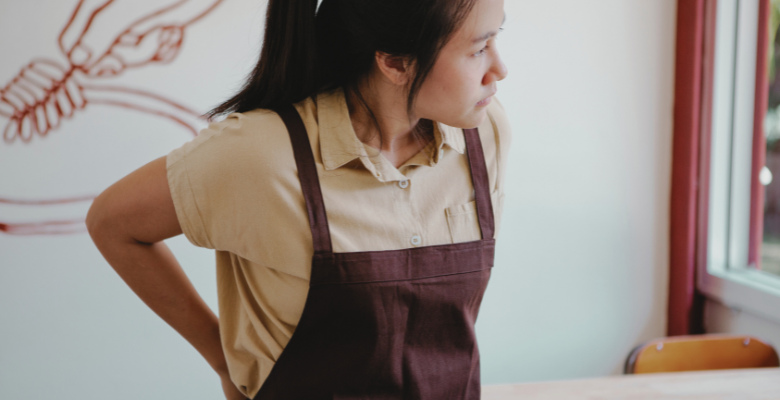 Delantal para prevenir mancharse la ropa con chocolate