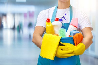 Cómo utilizar productos químicos de limpieza en el hogar y negocio